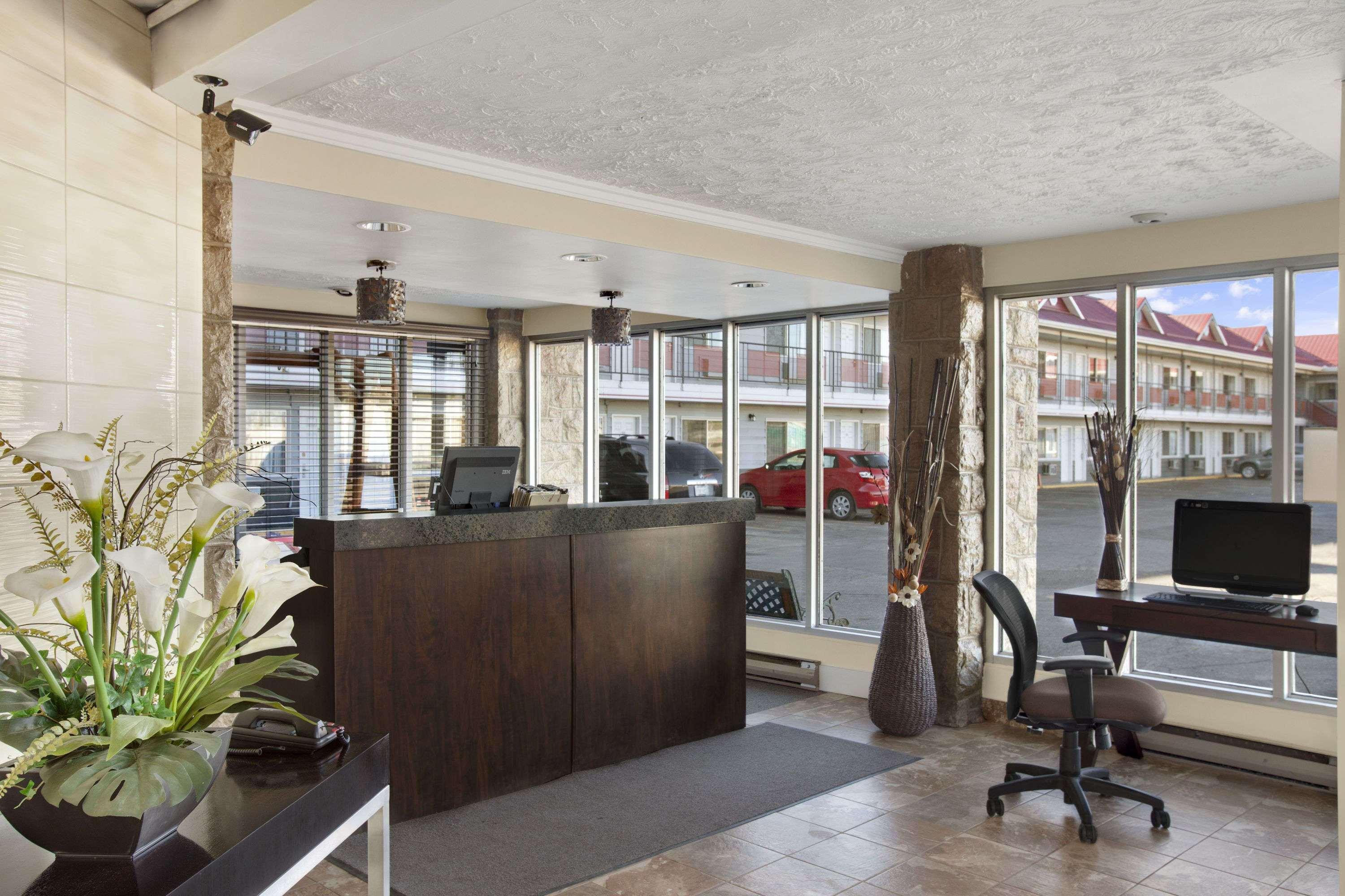 Thriftlodge Saskatoon Dış mekan fotoğraf
