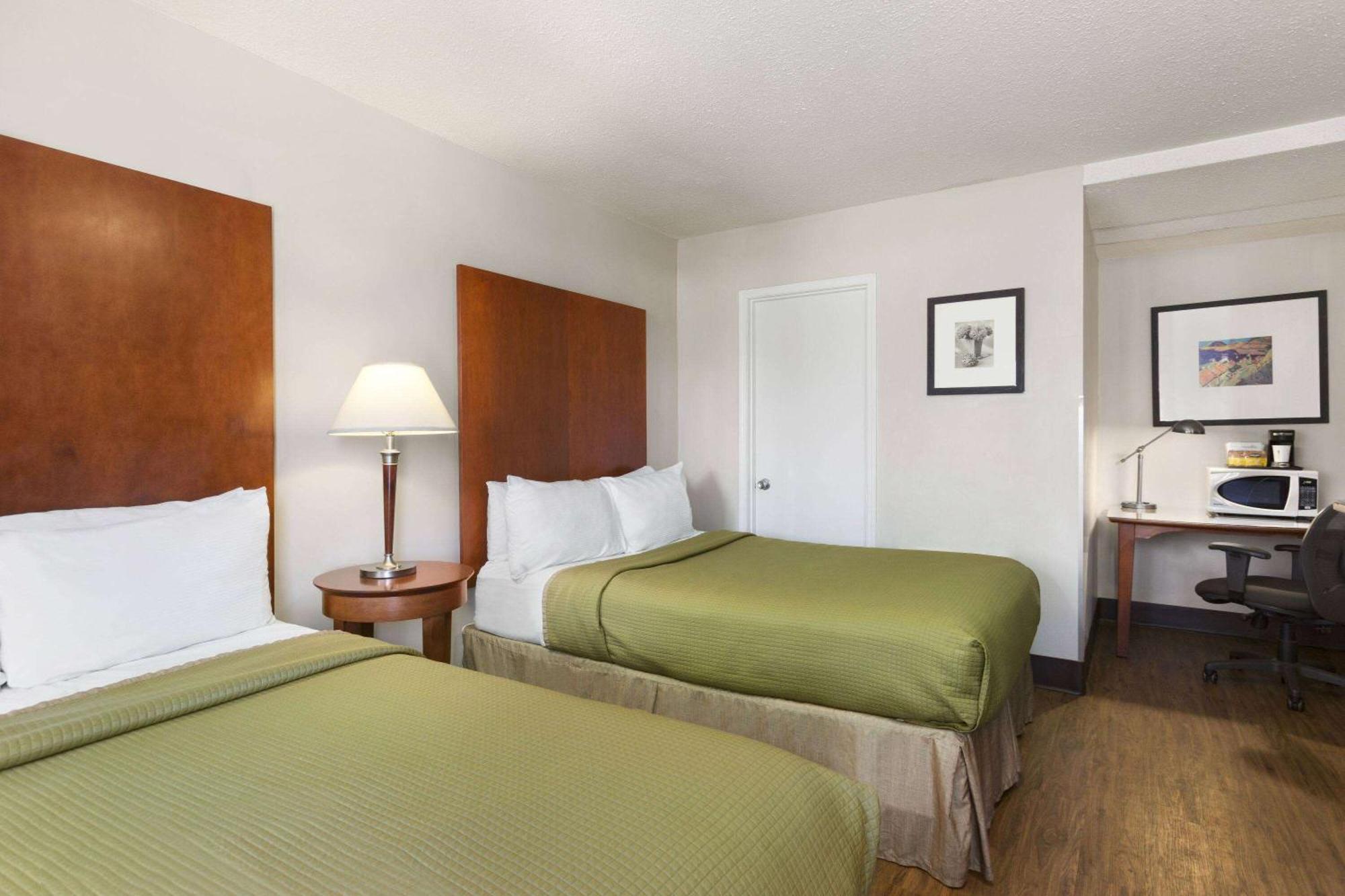 Thriftlodge Saskatoon Dış mekan fotoğraf